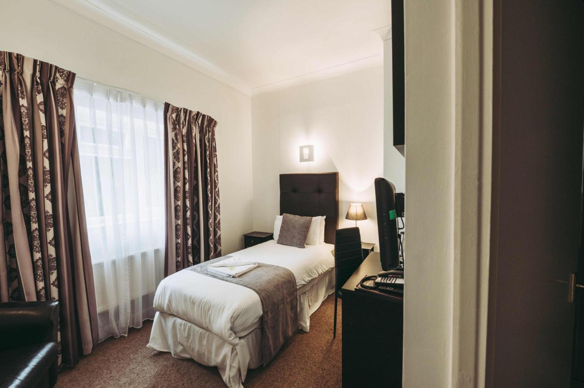 The Grange Hotel Brent Knoll Highbridge Ngoại thất bức ảnh